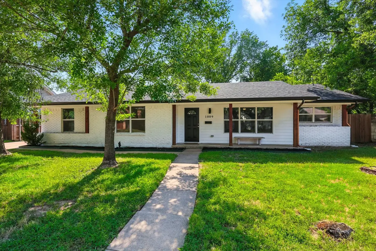1009 Walnut Street, Irving, TX 75060 - Image #1