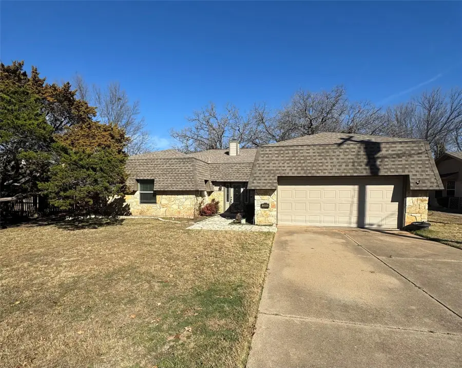 3904 Cimmaron Trail, Decordova, TX 76049 - Image #2