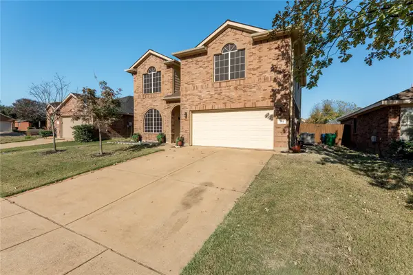 203 Stampede Street, Waxahachie, TX 75165