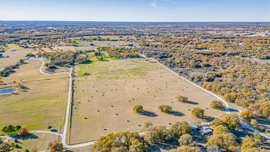 7550 Goodman Lane, Azle, TX 76020 - Image #2