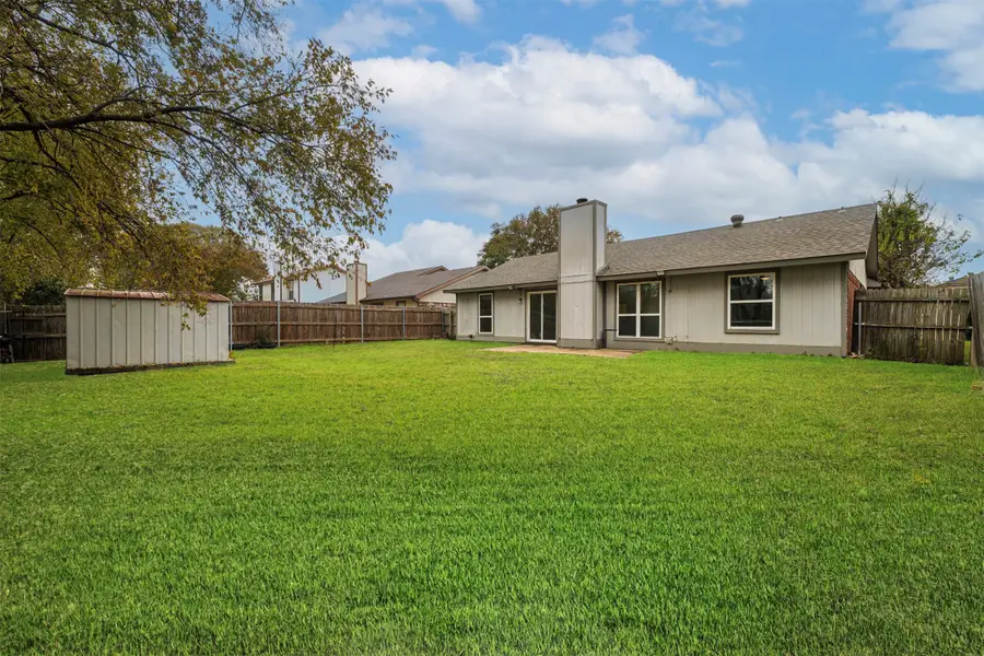 321 Iberis Drive, Arlington, TX 76018 - Image #3