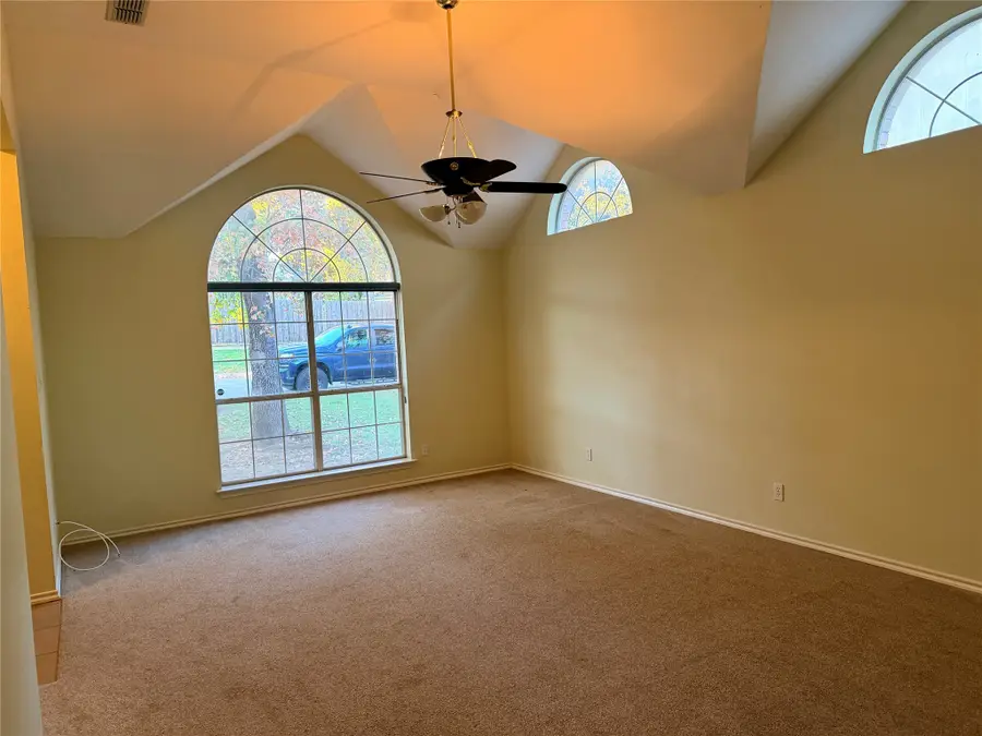 7632 Arbor Ridge Court, Fort Worth, TX 76112 - Image #2