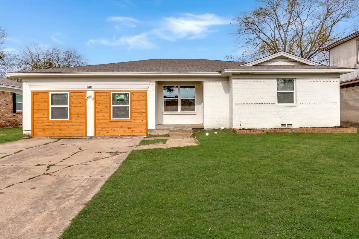 9535 Crestshire Drive, Dallas, TX 75227 - Image #1