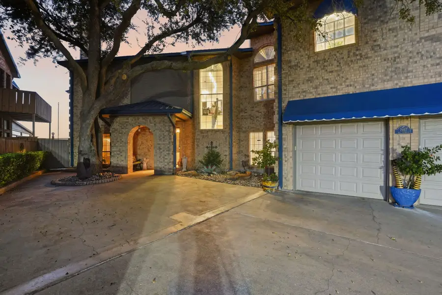 7957 Bal Harbour Court, Fort Worth, TX 76179 - Image #2