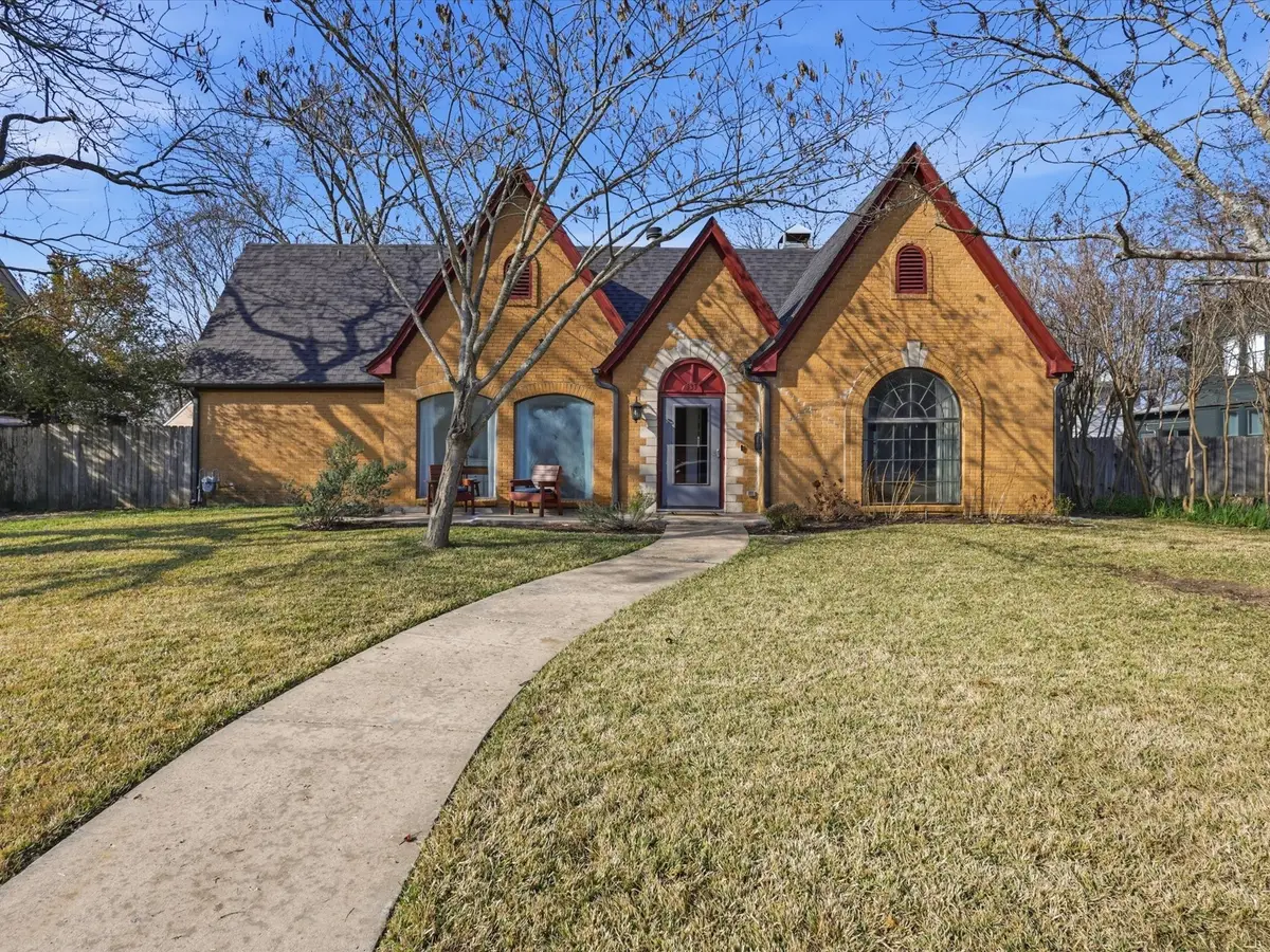 333 S Centre Avenue, Lancaster, TX 75146 - Image #1