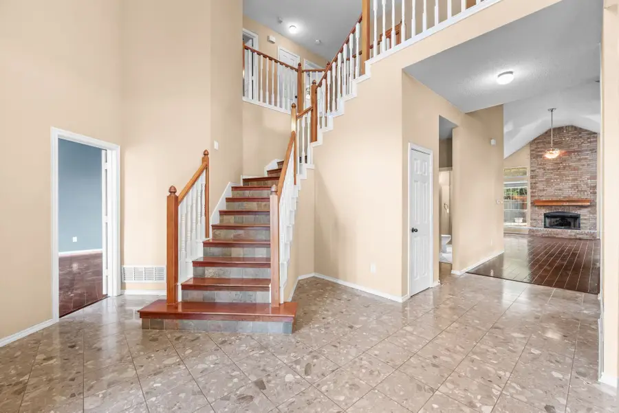 8029 Kristina Lane, North Richland Hills, TX 76182 - Image #3