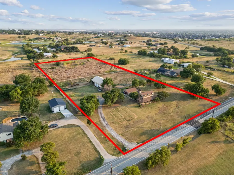 202 Blue Mound Road E, Haslet, TX 76052 - Image #2