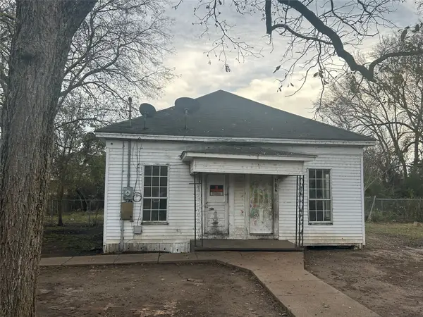 106 Pine Street, Oil City, LA 71061