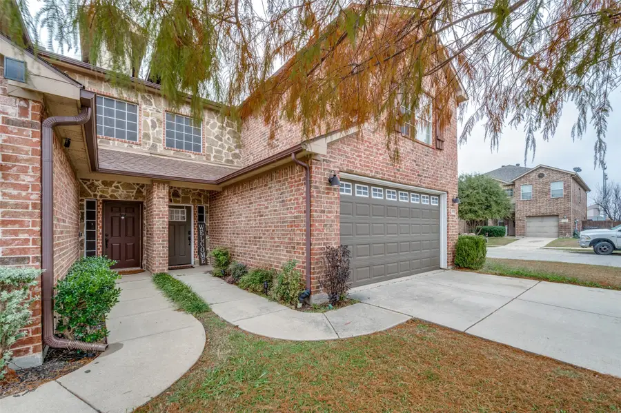 187 Castleridge Drive #B, Little Elm, TX 75068 - Image #3