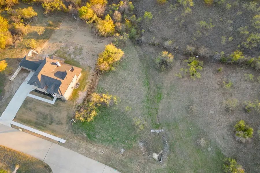 3223 Koscher Drive, Grand Prairie, TX 75104 - Image #2