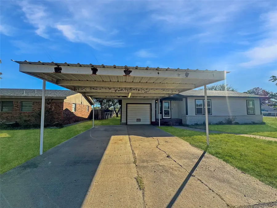 211 Oak, Roscoe, TX 79545 - Image #2