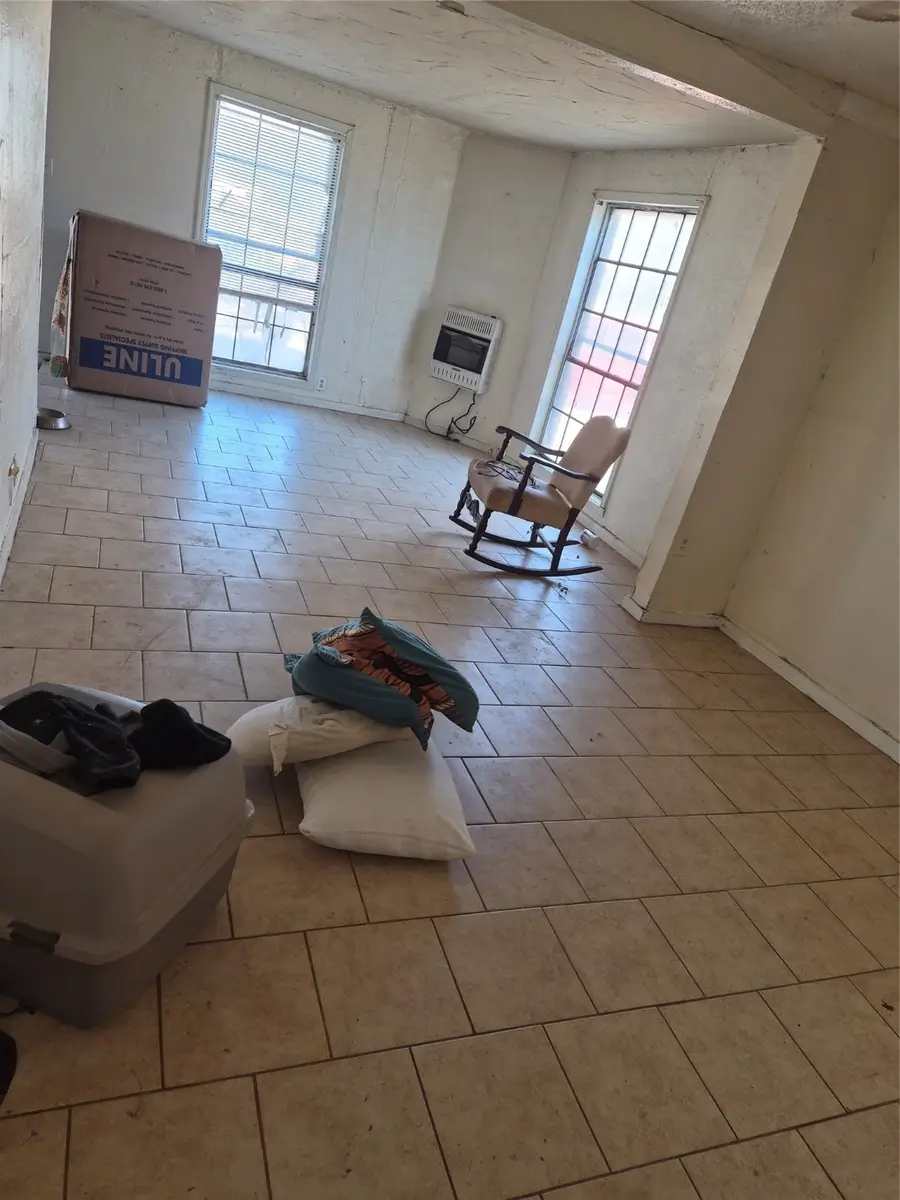 1341 Minden Street, Fort Worth, TX 76115 - Image #3