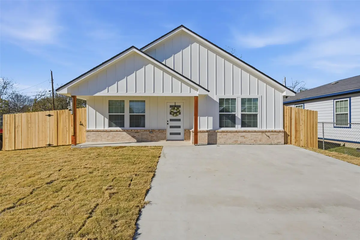 945 Holt Avenue, Waco, TX 76706 - Image #1