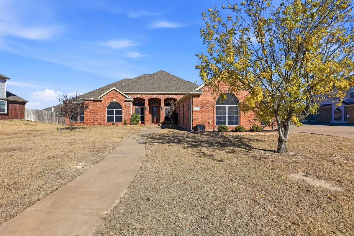 1524 Desert Hills Drive, Fort Worth, TX 76052 - Image #1