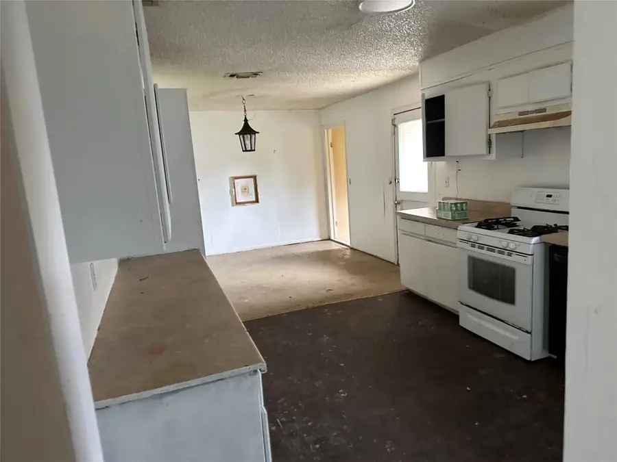 500 N Main Street, Joshua, TX 76058 - Image #2