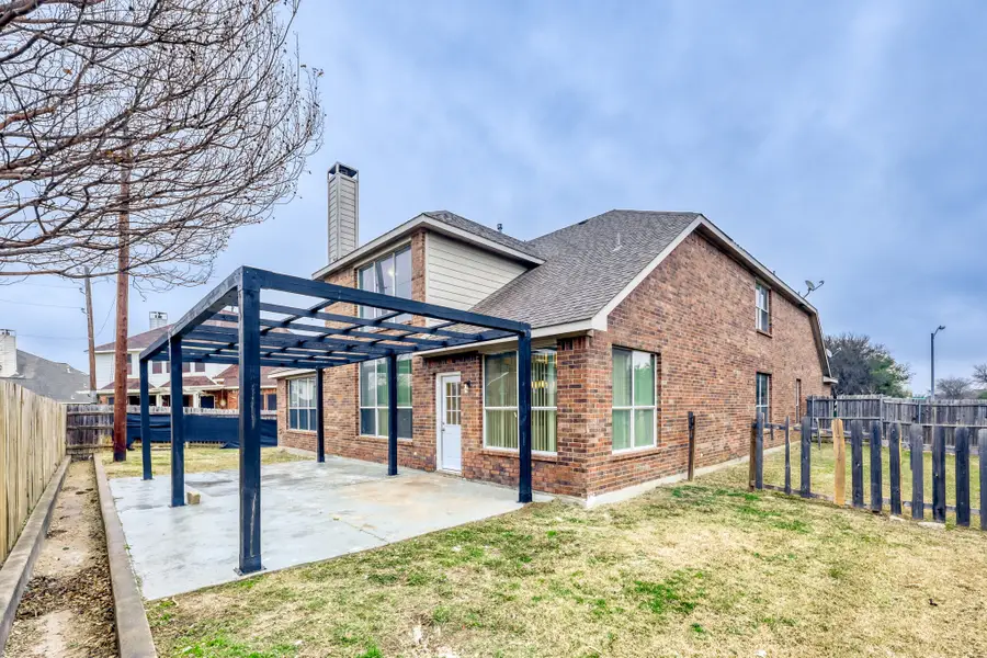 5747 Appalossa Drive, Grand Prairie, TX 75052 - Image #3