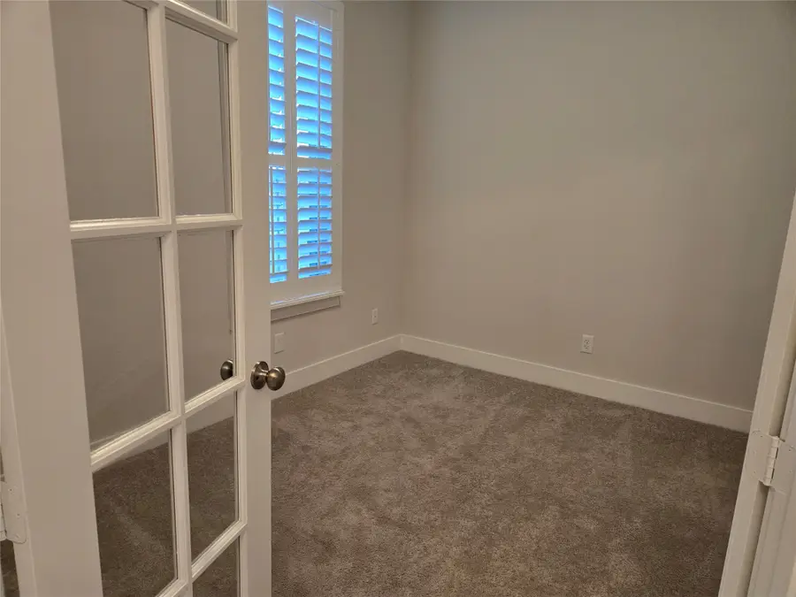 806 Monza Drive, Midlothian, TX 76065 - Image #3