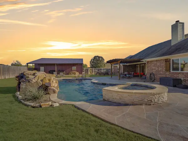 117 Dustin Drive, Fate, TX 75189