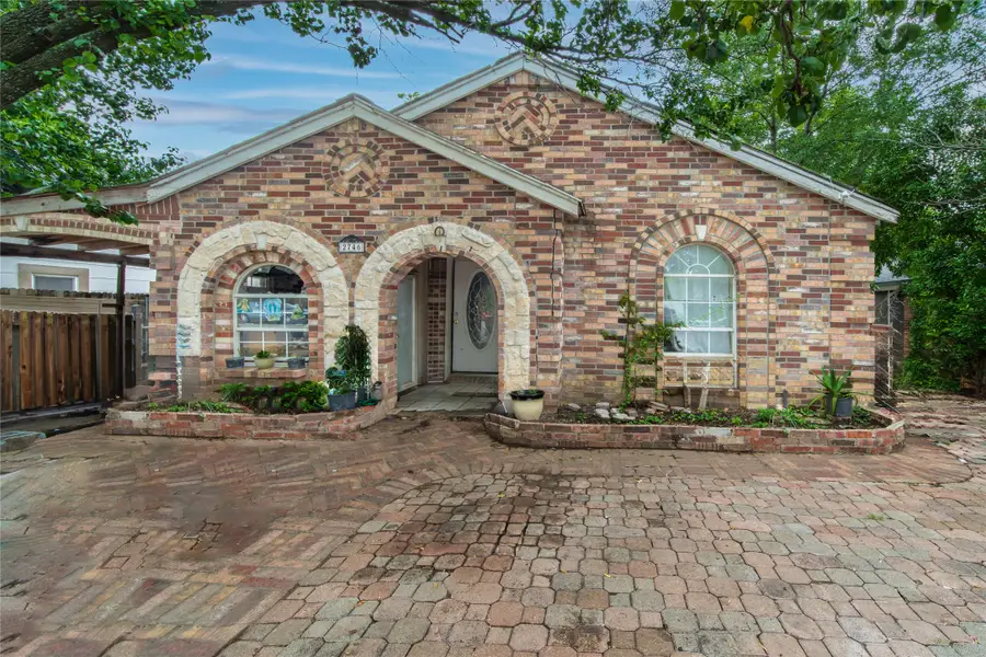 2746 Sharon Street, Dallas, TX 75211 - Image #3