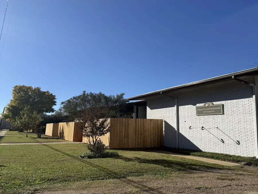 2627 Douglas Avenue #115, Dallas, TX 75219 - Image #2