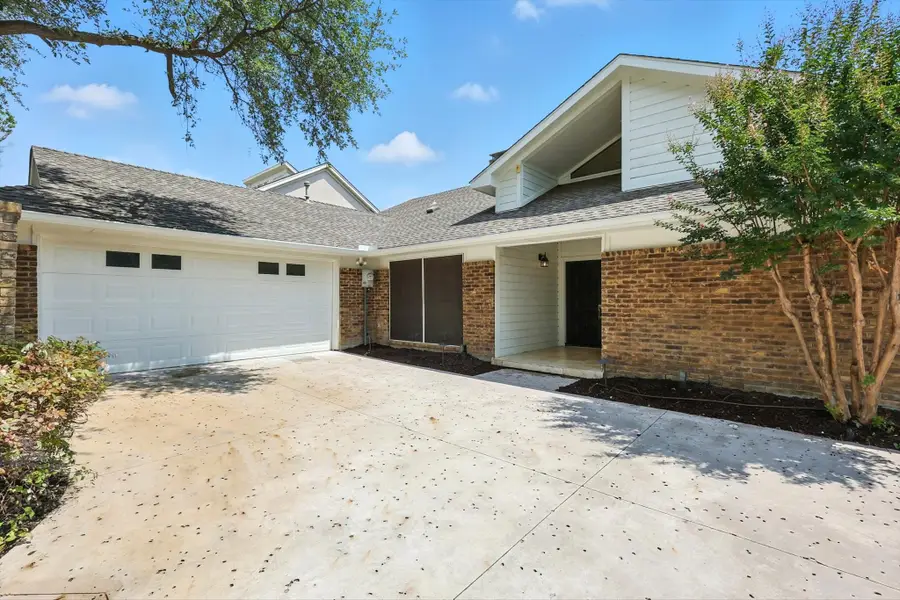 18512 Crownover Court, Dallas, TX 75252 - Image #3