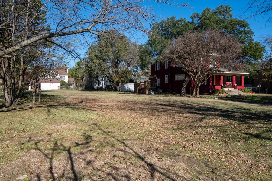 1123 W Sears Street, Denison, TX 75020 - Image #3