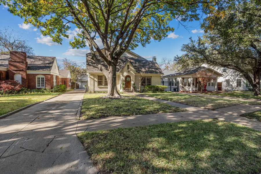 2516 Shirley Avenue, Fort Worth, TX 76109 - Image #2