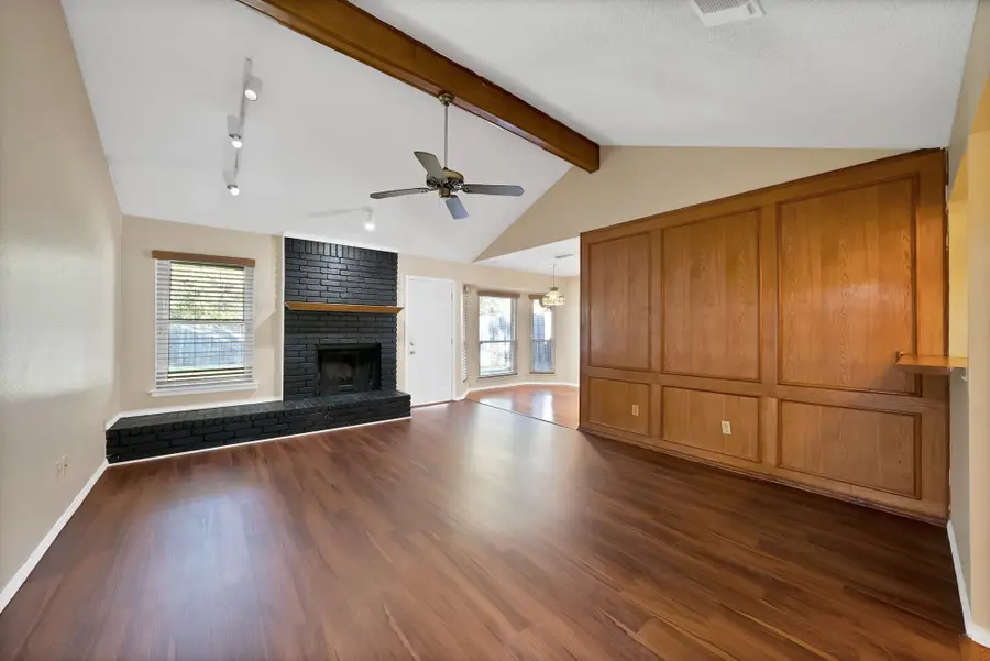 2117 Chapel Downs Drive, Arlington, TX 76017 - Image #3