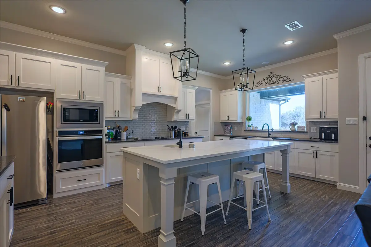 230 Odell Road, Springtown, TX 76082 - Image #1