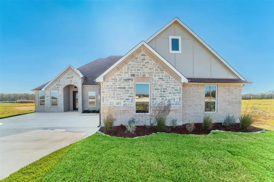 1052 Grison Circle, Corsicana, TX 75109 - Image #2