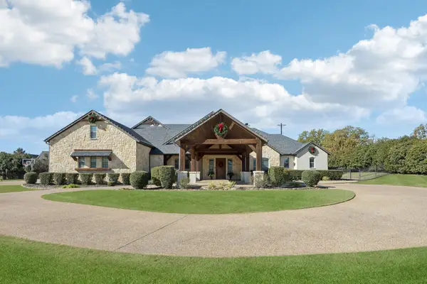 8500 Normandy Way, Argyle, TX 76226