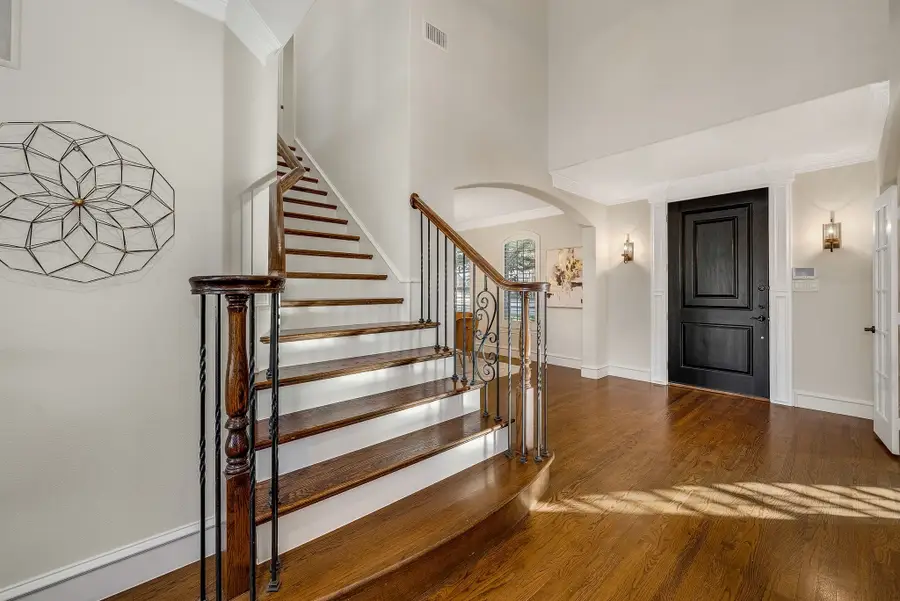 6159 Lakeshore Drive, Dallas, TX 75214 - Image #3