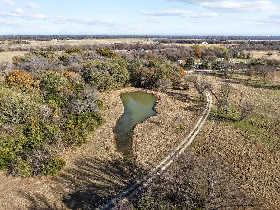 1111 County Road 243, Collinsville, TX 76233 - Image #3