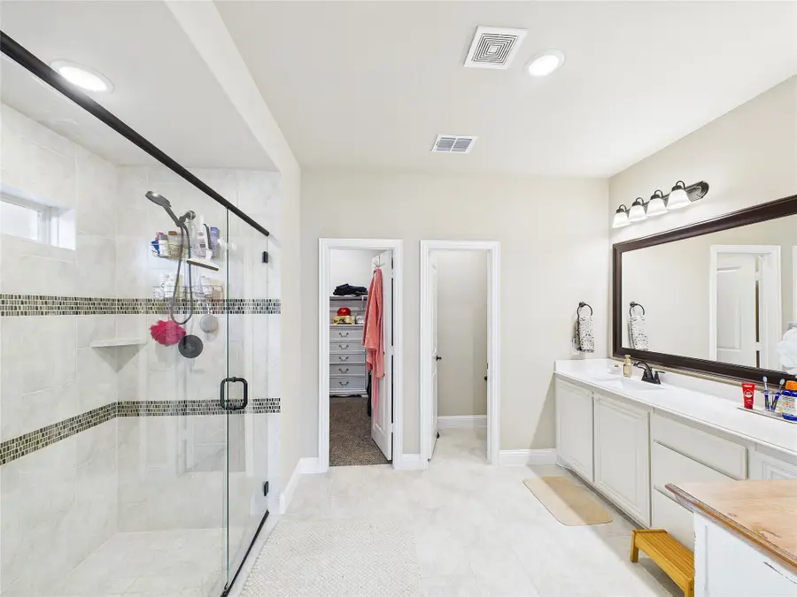 309 Pineview Lane, Ponder, TX 76259 - Image #3