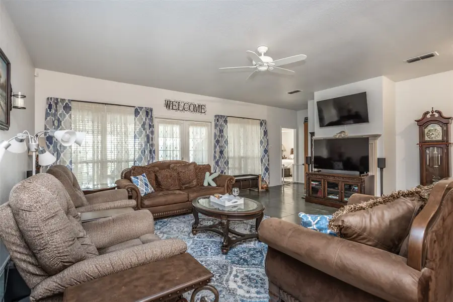 8770 Rector Road, Sanger, TX 76266 - Image #2