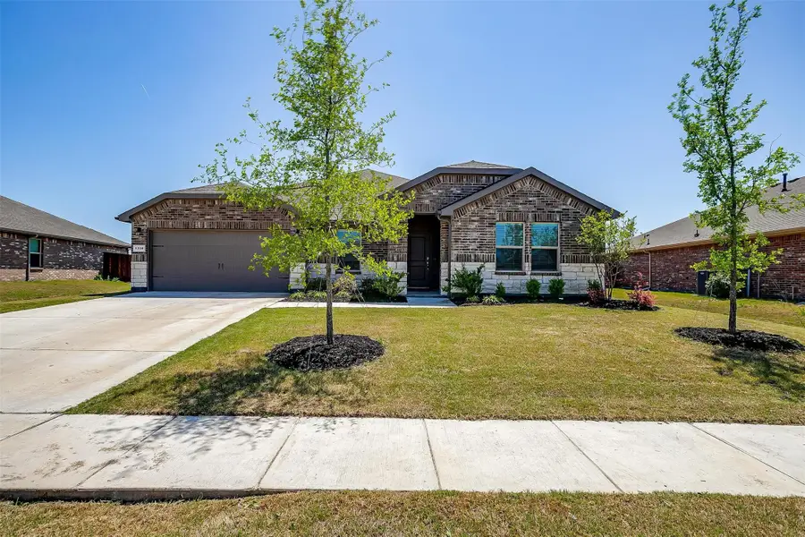 1338 Elmwood Drive, Cedar Hill, TX 75104 - Image #2