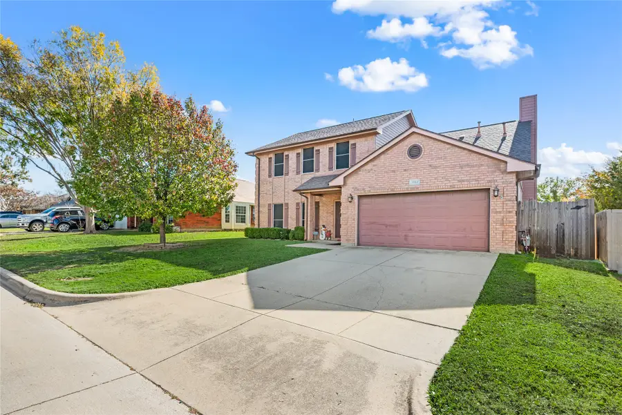 3904 Berrybush Lane, Fort Worth, TX 76137 - Image #2