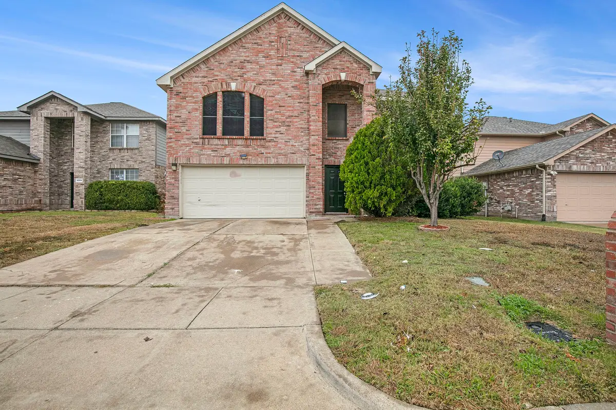 4800 Sleepy Ridge Circle, Fort Worth, TX 76133 - Image #1