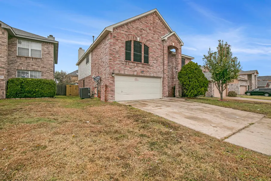 4800 Sleepy Ridge Circle, Fort Worth, TX 76133 - Image #2