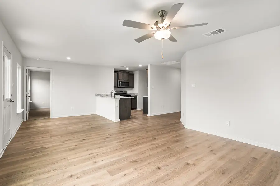 307 Julian Davis Drive, Venus, TX 76084 - Image #3