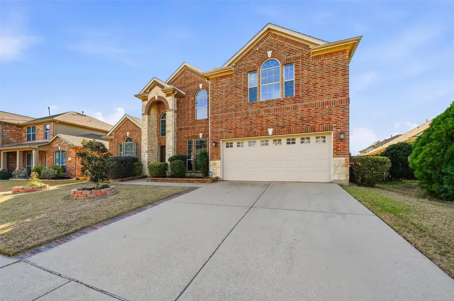 2319 Goshawk Street, Grand Prairie, TX 75052 - Image #3