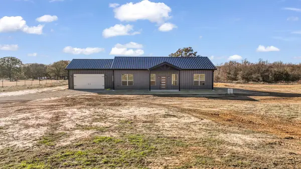 2501 Cowley Road, Whitt, TX 76486