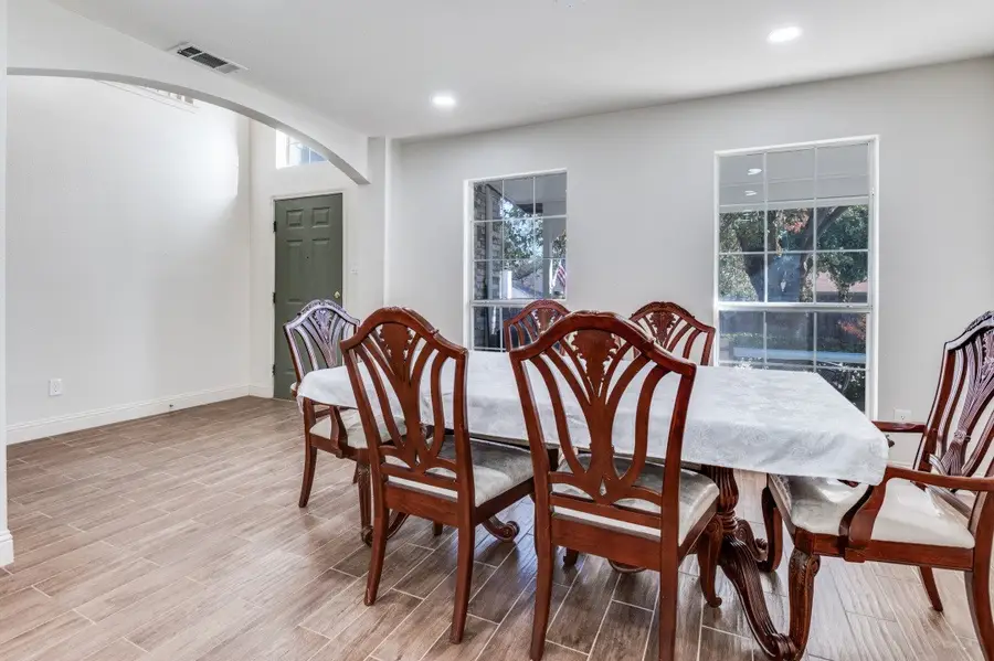 4431 Malvern Hill Road, Grand Prairie, TX 75052 - Image #2