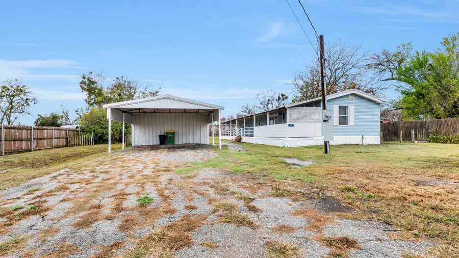 600 Mcduff Avenue, Grandview, TX 76050 - Image #2