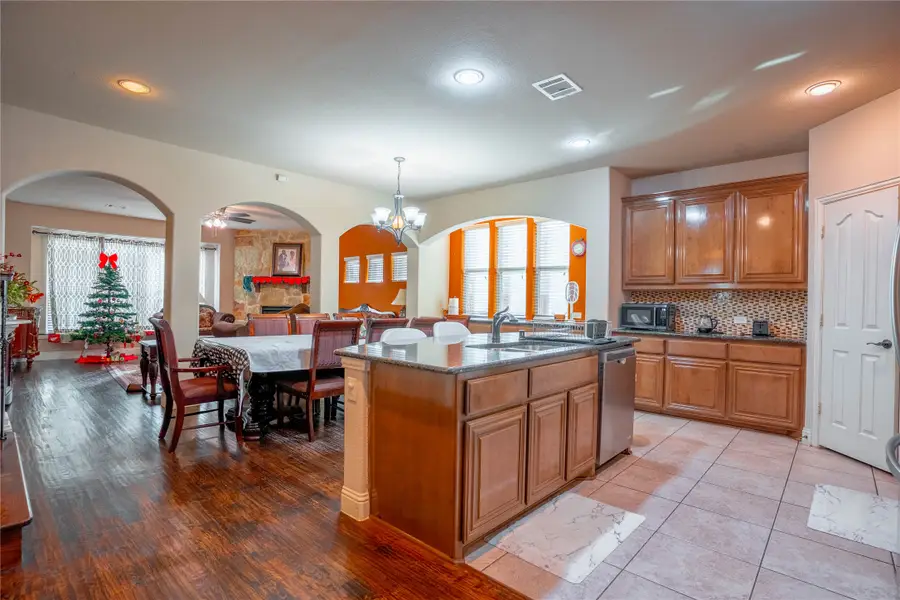 1624 Zebra Finch Drive, Little Elm, TX 75068 - Image #3