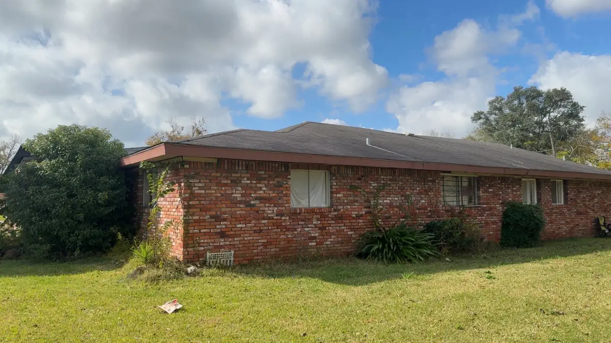 2005 Gulfway Drive, Port Arthur, TX 77640 - #1