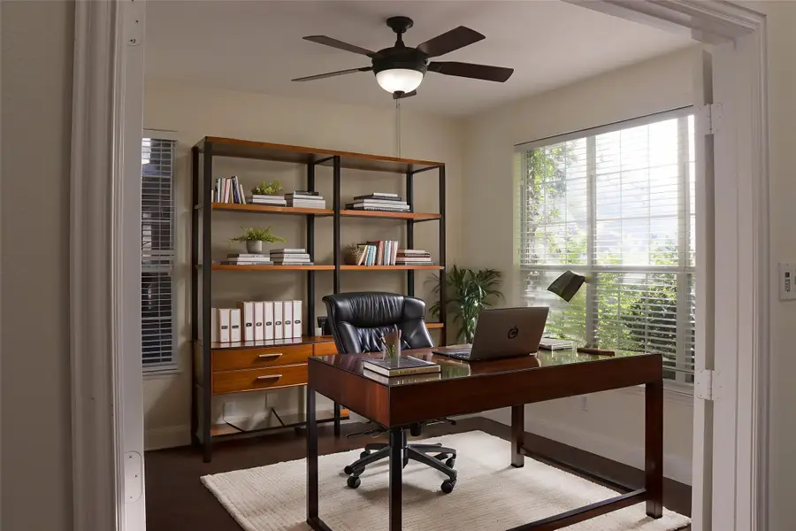 812 Brookwater Drive, McKinney, TX 75071 - Image #2