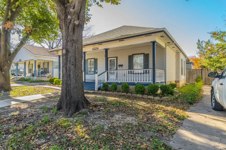 3224 S Adams Street, Fort Worth, TX 76110 - #3