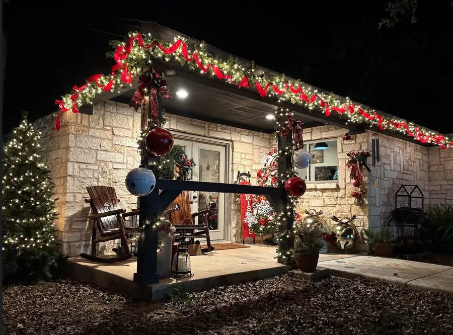 220 S Ash Terrace, Springtown, TX 76082 - Image #2