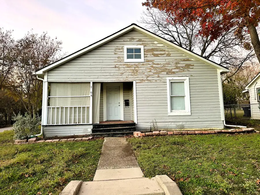 1104 Cole Street, McKinney, TX 75069 - Image #2